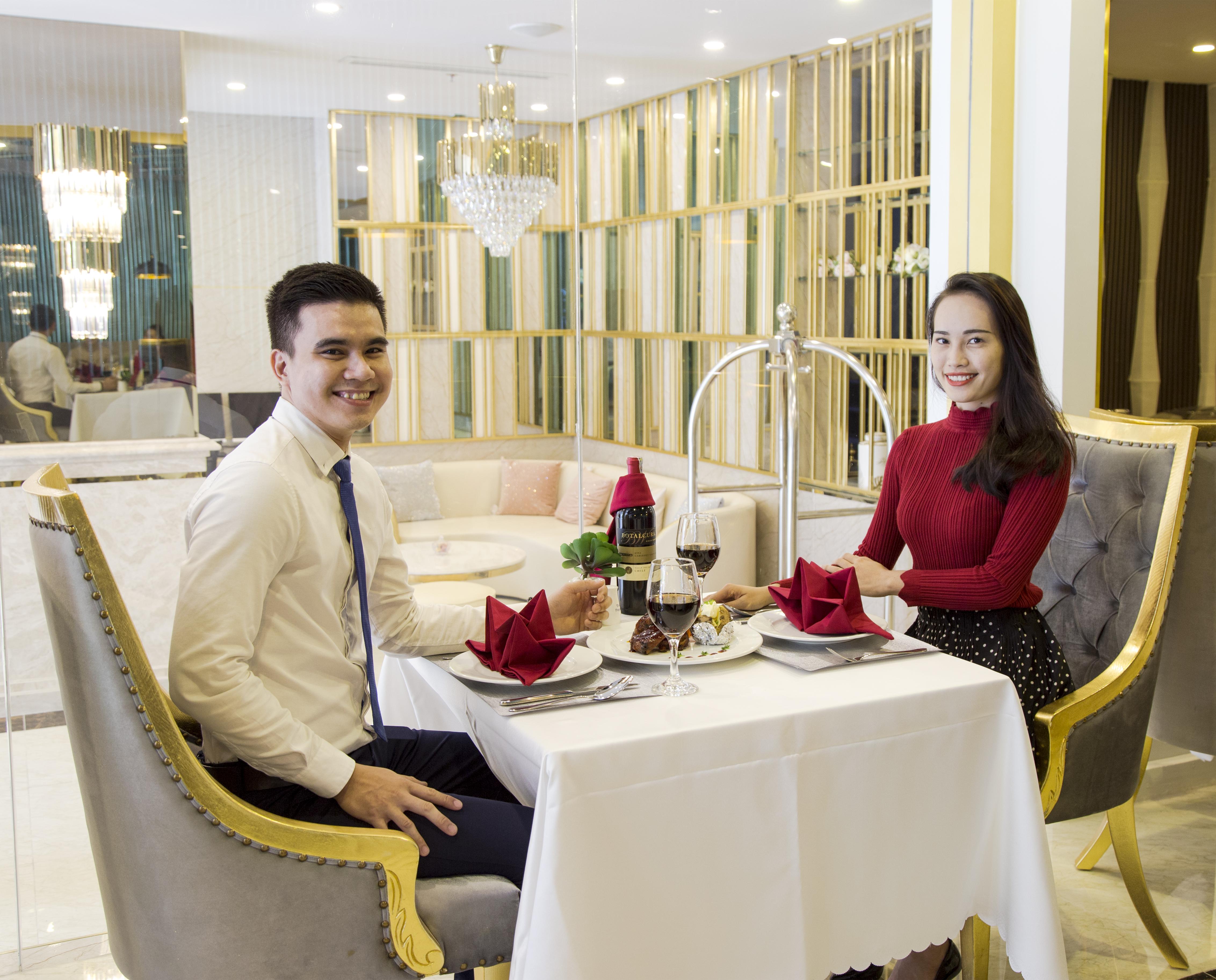 Cicilia City Hotel Saigon Center Thành Pho Ho Chí Minh Esterno foto
